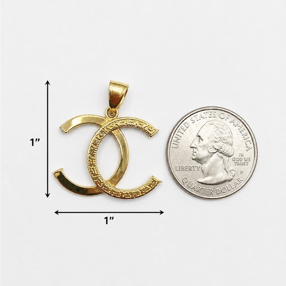 18K 18KT Yellow Gold Interlocking CC Women’s Pendant Charm - Picture 8 of 11